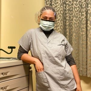 Meet your Posher, Carolyn